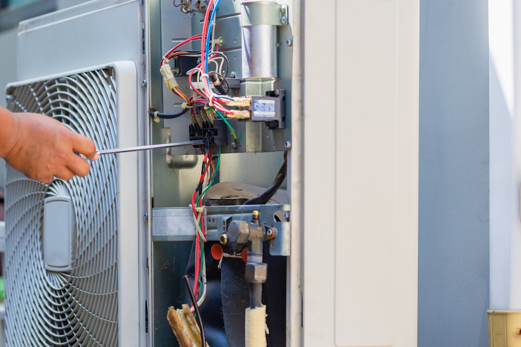 When to Call An Air Conditioning Repair Expert